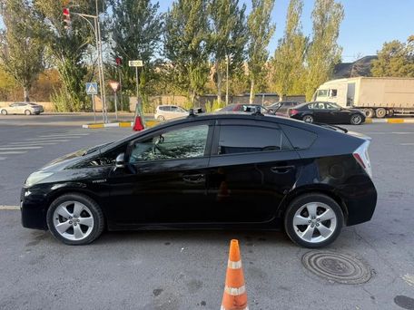 Toyota Prius, 2011 — 照片 3