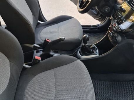 Hyundai Solaris, 2013 — 照片 11