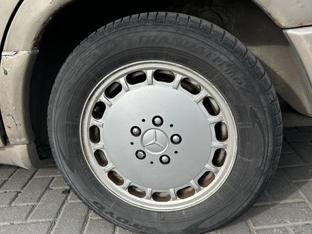 Mercedes-Benz W124, 1990 — 照片 9