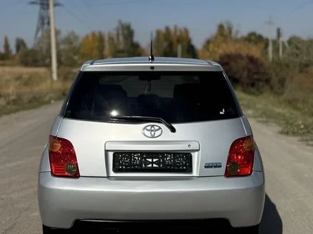 Toyota Ist, 2004 — photo 7