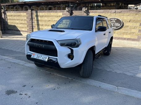 Toyota 4Runner, 2018 — сүрөт 3