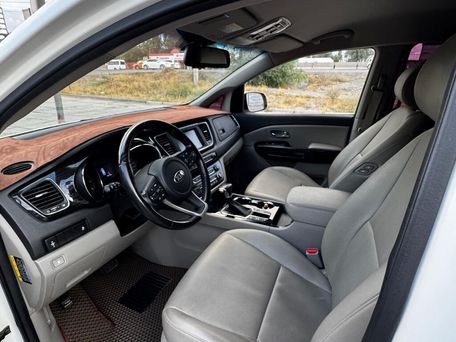 Kia Carnival, 2019 — photo 13