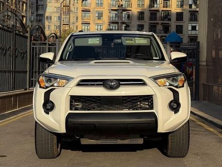 Toyota 4Runner, 2021 — фото 2
