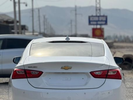 Chevrolet Malibu, 2019 — 照片 5