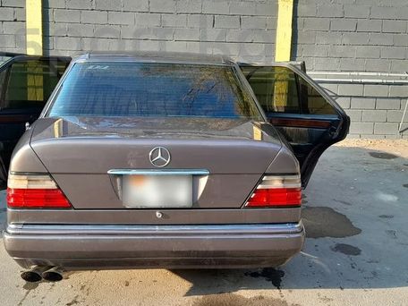 Mercedes-Benz E-Класс, 1994 — 照片 3