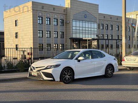 Toyota Camry, 2021 — photo 3