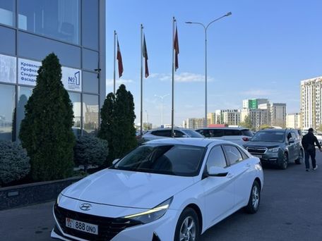 Hyundai Avante, 2020 — сүрөт 1