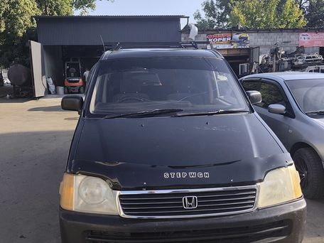Honda Stepwgn, 2001
