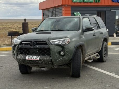 Toyota 4Runner, 2021 — 照片 2