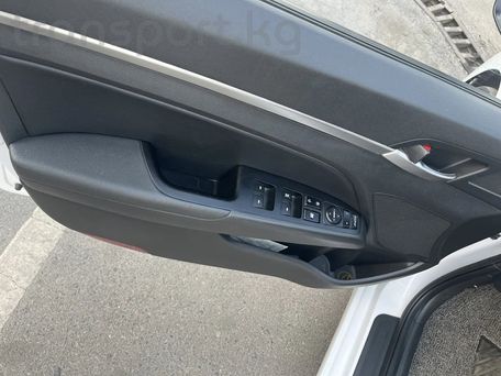 Hyundai Avante, 2019 — photo 7