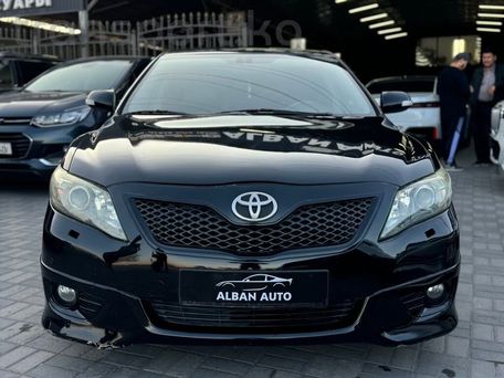 Toyota Camry, 2010 — 照片 2