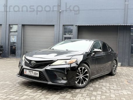 Toyota Camry, 2019 — фото 1