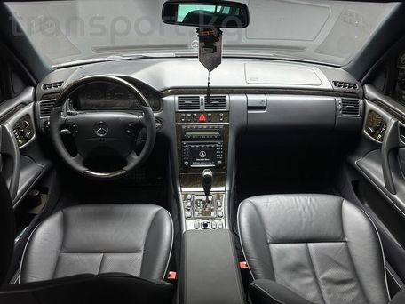 Mercedes-Benz E-Class, 2000 — photo 9