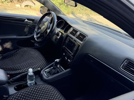 Volkswagen Jetta, 2017 — 照片 7