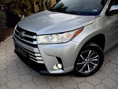Toyota Highlander, 2018 — photo 2