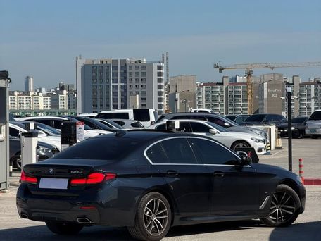 BMW 5 Series, 2021 — photo 10