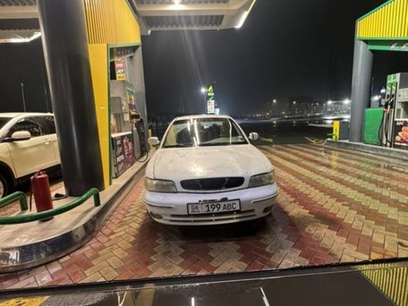 Daewoo Nubira, 1997