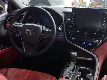 Toyota Camry, 2021 — фото 4