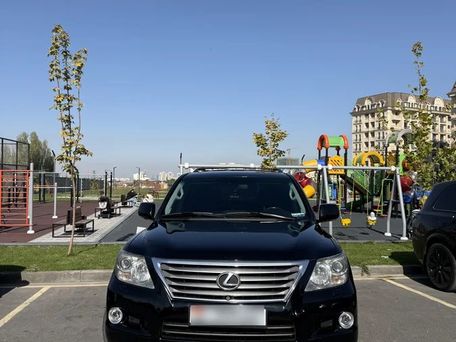 Lexus LX, 2010 — 照片 1