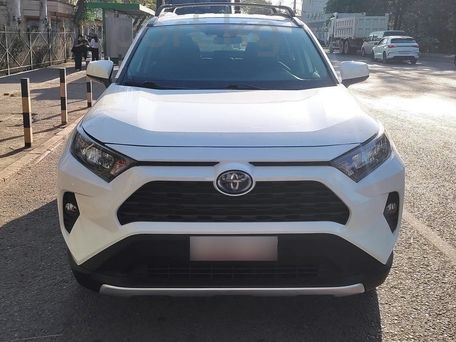 Toyota RAV4, 2018 — фото 1