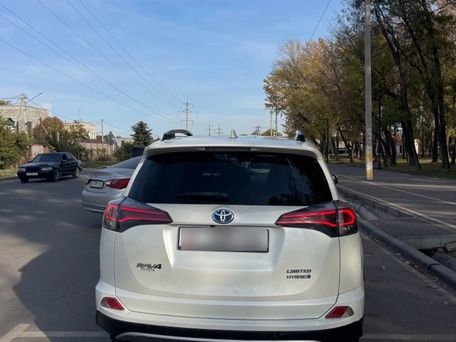 Toyota RAV4, 2017 — 照片 11