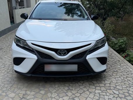 Toyota Camry, 2017 — photo 3