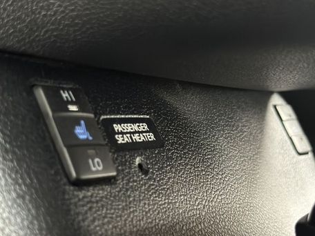Toyota Prius, 2017 — фото 14