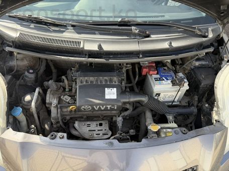 Toyota Yaris, 2008 — photo 10