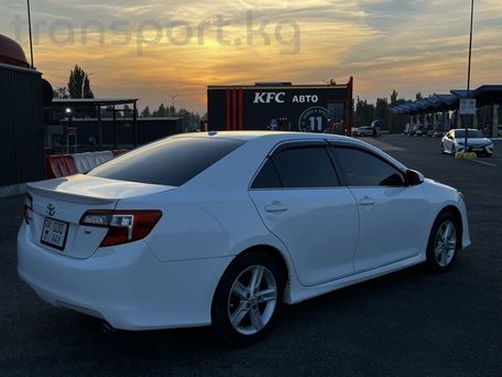 Toyota Camry, 2014 — 照片 10