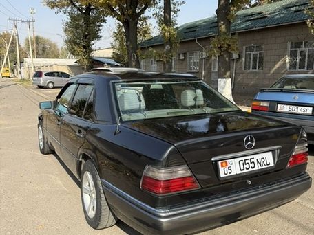Mercedes-Benz W124, 1994 — photo 6