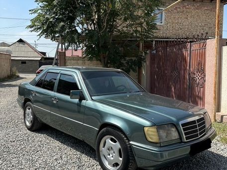 Mercedes-Benz E-Класс, 1994 — 照片 2