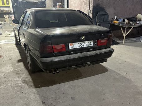 BMW 5 Series, 1990 — photo 4