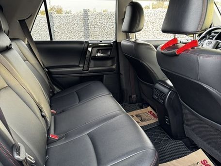 Toyota 4Runner, 2018 — 照片 8