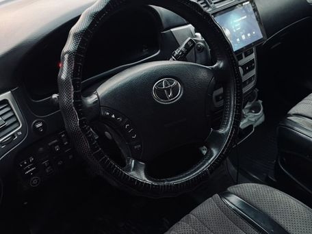 Toyota Ipsum, 2004 — photo 8
