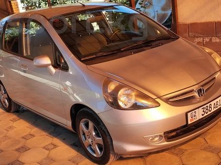 Honda Jazz, 2008 — photo 1