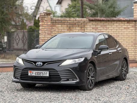 Toyota Camry, 2022 — фото 2