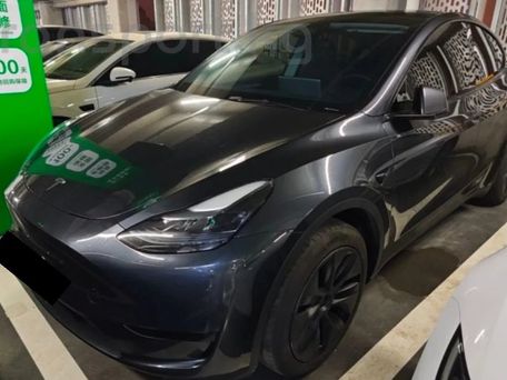 Tesla Model Y, 2024 — photo 1