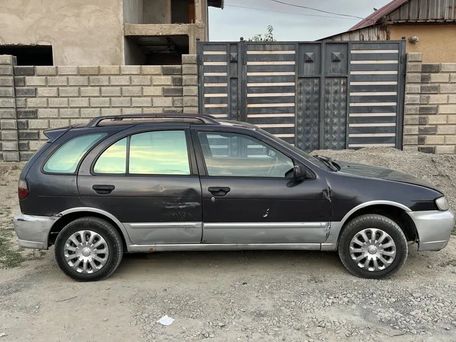 Nissan Lucino, 1996 — 照片 5