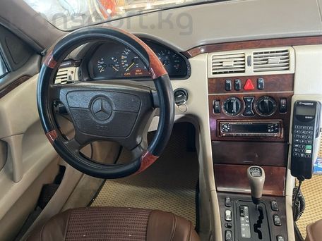 Mercedes-Benz E-Класс, 1996 — фото 13
