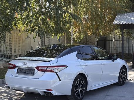 Toyota Camry, 2019 — фото 4