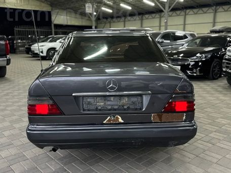 Mercedes-Benz E-Класс AMG, 1994 — фото 5