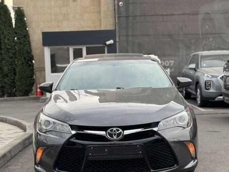 Toyota Camry, 2017 — photo 1