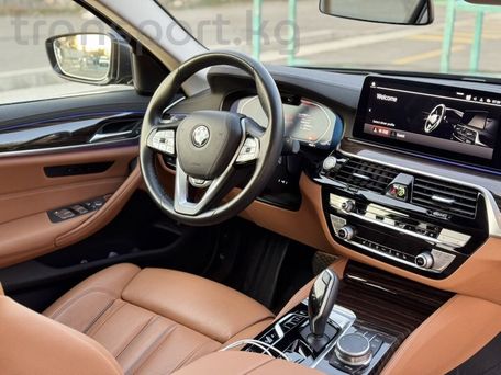 BMW 5 серии, 2021 — 照片 7