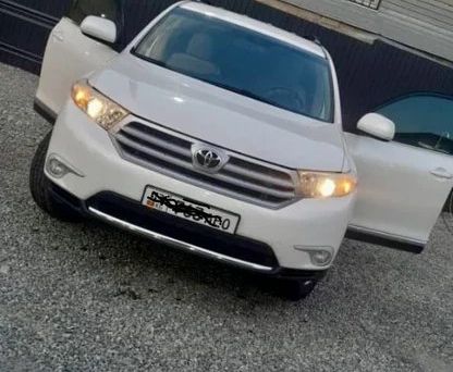 Toyota Highlander, 2011 — photo 1