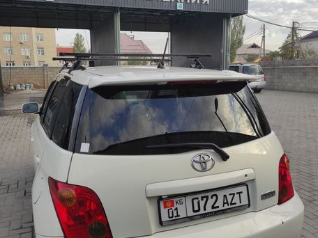 Toyota Ist, 2003 — 照片 4