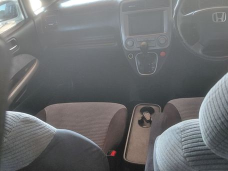 Honda Stream, 2000 — 照片 2