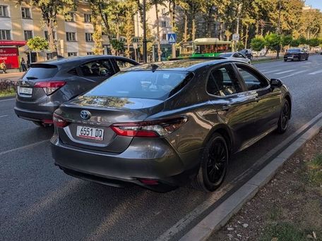 Toyota Camry, 2020 — photo 4