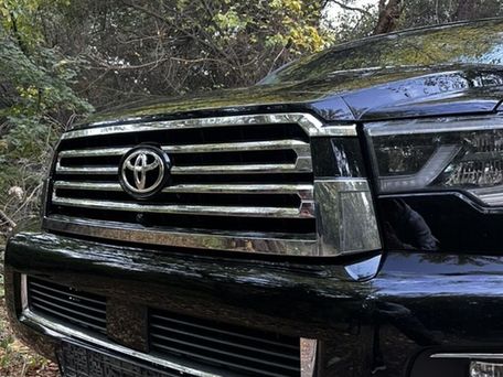 Toyota Sequoia, 2018 — фото 8