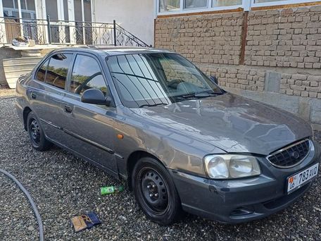 Hyundai Accent, 2006 — 照片 4