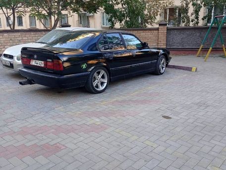 BMW 5 серии, 1993 — 照片 6
